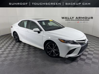 Used 2018 Toyota Camry SE w/ Moonroof Package