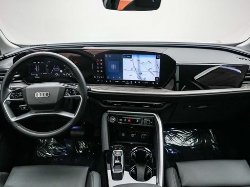 Used 2025 Audi Q5 Premium Plus w/ Premium Plus AWD/4WD image 13