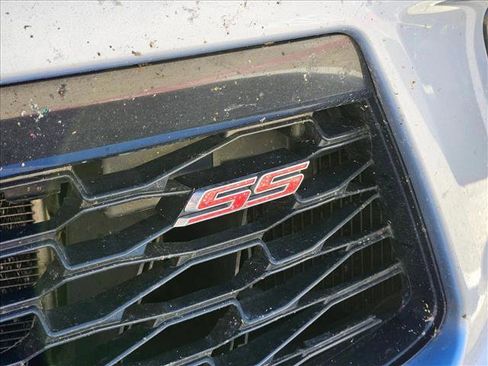 Used 2018 Chevrolet Camaro SS image 4