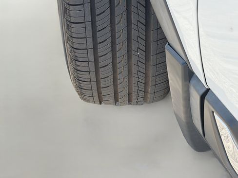 Used 2019 Honda CR-V Touring image 43