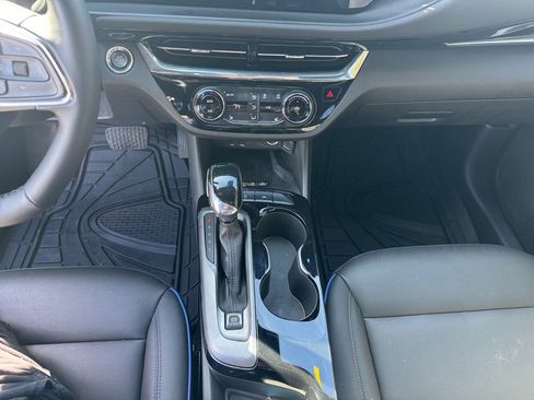 Used 2025 Buick Envista Sport Touring w/ Convenience I Package image 10