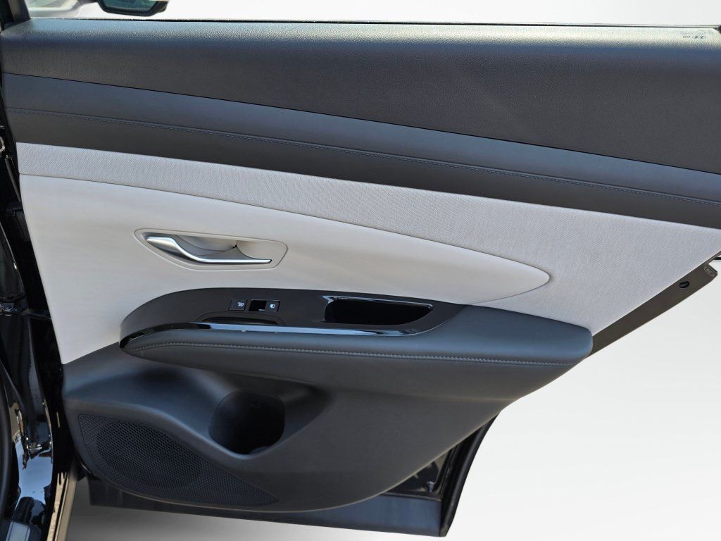 New 2026 Hyundai Tucson Limited AWD/4WD image 40