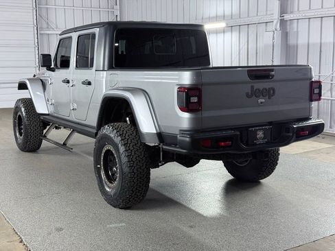 Used 2020 Jeep Gladiator Rubicon image 10