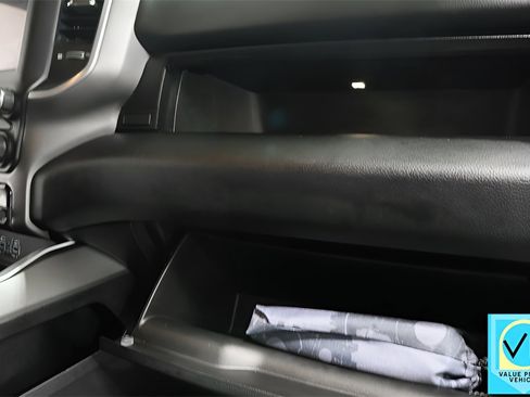 Used 2021 RAM 1500 Big Horn image 26