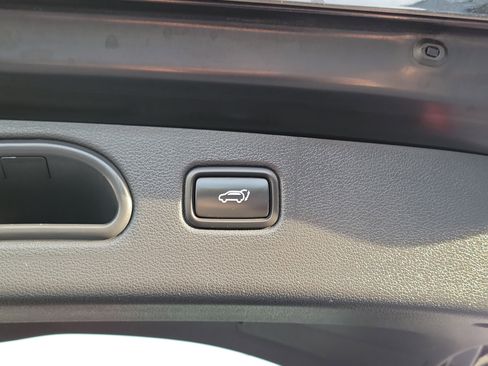 Used 2020 Hyundai Tucson Limited image 18