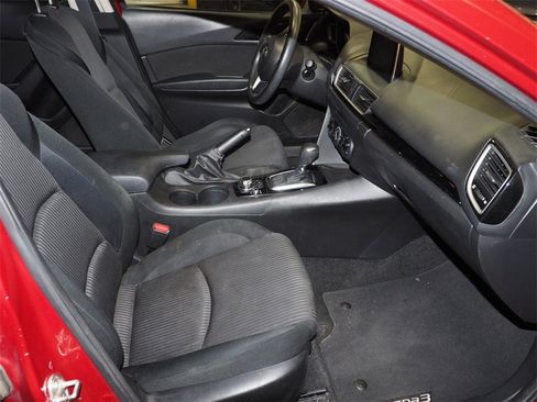 Used 2016 MAZDA MAZDA3 i Sport w/ Preferred Equipment Package image 14