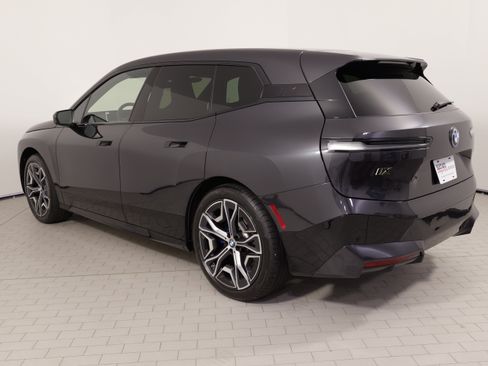 Used 2025 BMW iX M60 AWD/4WD image 18