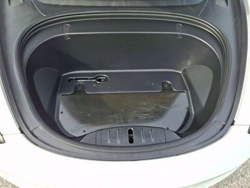 Used 2019 Tesla Model 3 Mid Range image 34