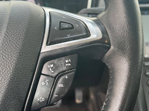 Used 2019 Ford Fusion Titanium FWD image 21