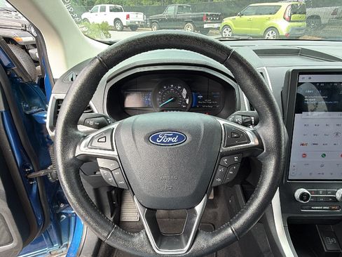 Used 2024 Ford Edge SEL AWD/4WD image 25