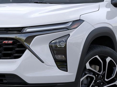 New 2026 Chevrolet Trax RS FWD image 10