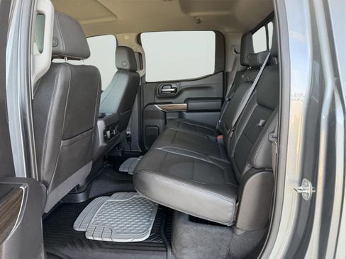 Used 2022 Chevrolet Silverado 1500 LT Trail Boss w/ Convenience Package II AWD/4WD image 8