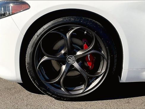 New 2025 Alfa Romeo Giulia w/ Driving Assist Package image 12