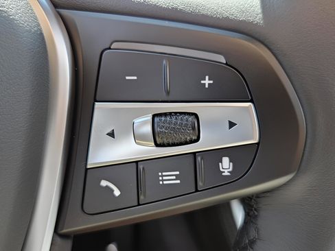 New 2026 BMW X5 sDrive40i image 19