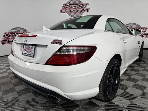 Used 2015 Mercedes-Benz SLK 250 image 31