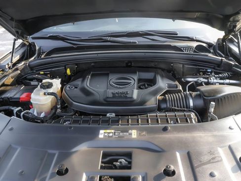 Used 2021 Jeep Grand Cherokee L Summit w/ Luxury Tech Group V image 38