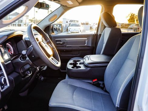 Used 2024 RAM 1500 Classic SLT image 20