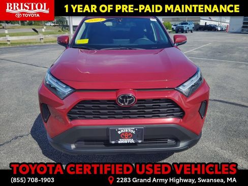 Used 2024 Toyota RAV4 LE AWD/4WD image 2