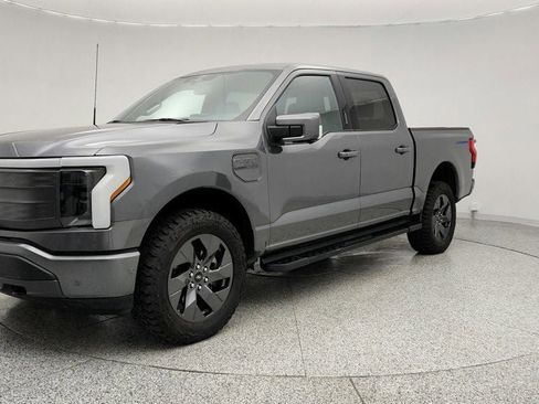 Used 2022 Ford F150 Lightning Lariat image 1