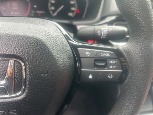 Used 2024 Honda Civic LX image 8