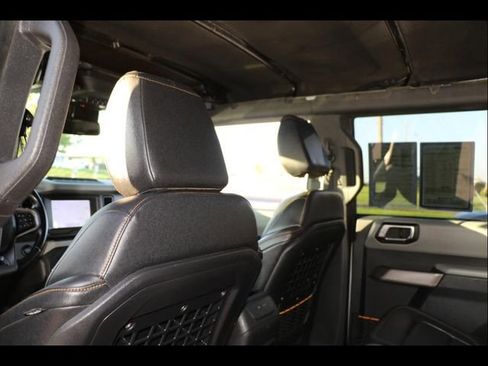 Used 2021 Ford Bronco Badlands image 13