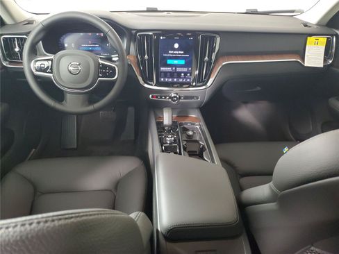 New 2026 Volvo V60 B5 Cross Country Plus w/ Protection Package Premier AWD/4WD image 15