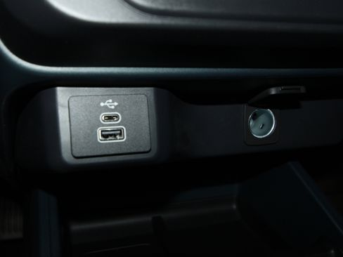New 2026 Ford Maverick XL AWD/4WD image 13