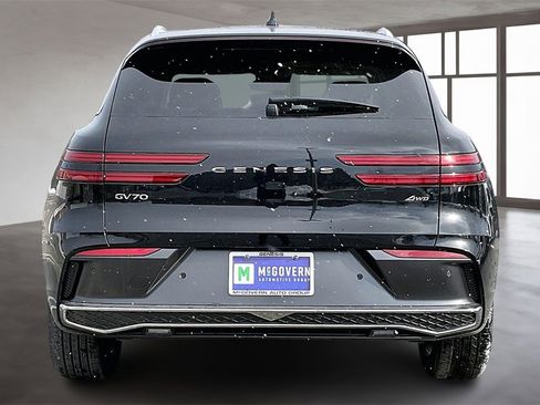 New 2026 Genesis GV70 2.5T Advanced image 4