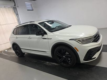 Used 2023 Volkswagen Tiguan SE R-Line