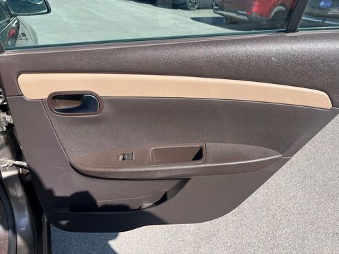 Used 2012 Chevrolet Malibu LS FWD image 17
