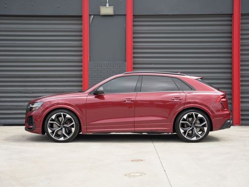 Used 2022 Audi RS Q8 w/ Carbon Optic Package AWD/4WD image 6