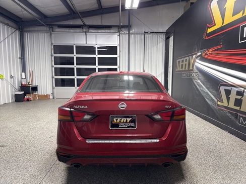 Used 2022 Nissan Altima 2.5 SV w/ SV Premium Package image 14