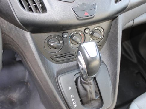 Used 2018 Ford Transit Connect XL image 16
