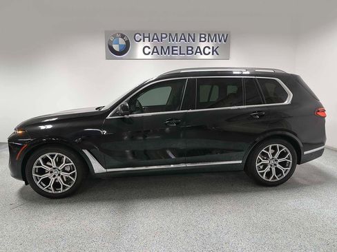 Certified 2025 BMW X7 xDrive40i w/ Premium Package image 3