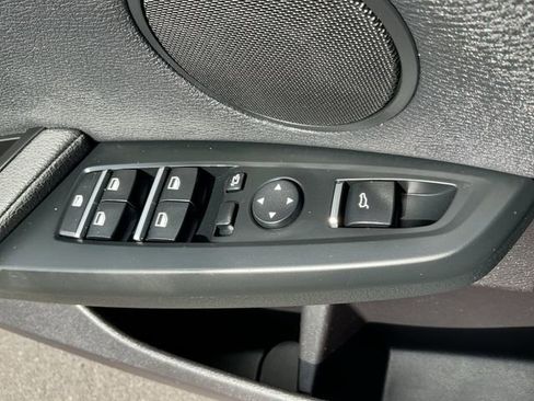 Used 2017 BMW X3 xDrive28i image 16