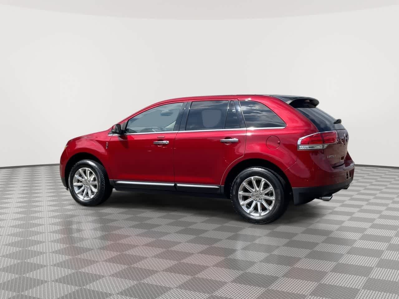 Used 2013 Lincoln MKX AWD image 6