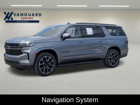 Used 2022 Chevrolet Suburban RST w/ Luxury Package AWD/4WD image 3