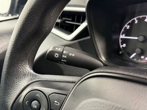 Used 2023 Toyota Corolla LE image 16