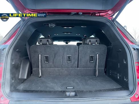 Used 2023 Chevrolet Traverse LT w/ LT Premium Package image 11