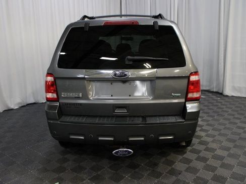 Used 2010 Ford Escape Limited image 5