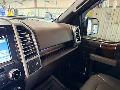 Used 2017 Ford F150 King Ranch w/ Equipment Group 601A Luxury AWD/4WD image 15