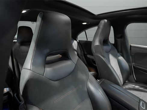 Used 2022 Mercedes-Benz CLA 35 AMG 4MATIC image 39