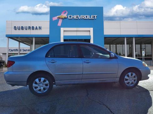 Used 2005 Toyota Corolla image 4