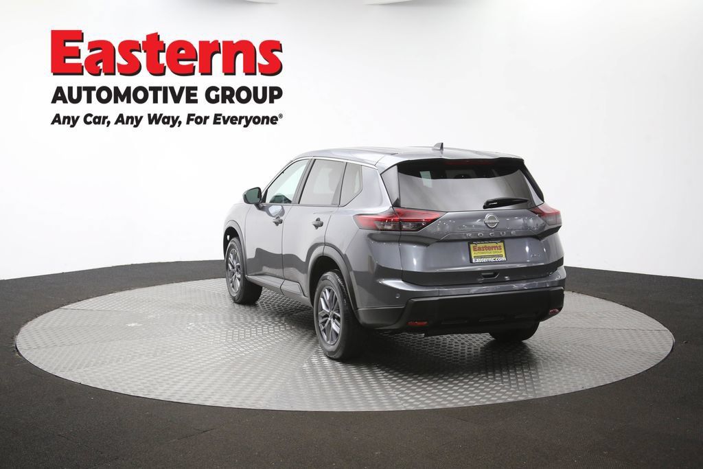 Used 2024 Nissan Rogue S AWD/4WD image 66