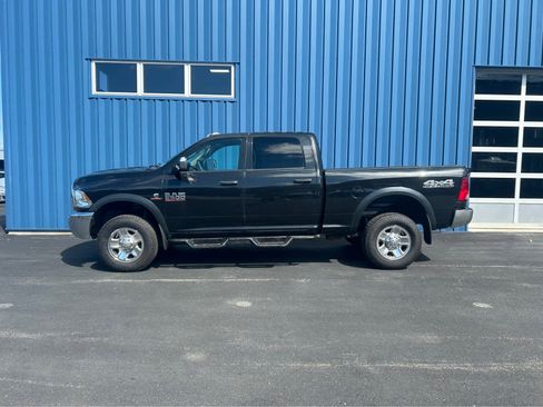 Used 2018 RAM 2500 Tradesman w/ Chrome Appearance Group AWD/4WD image 3