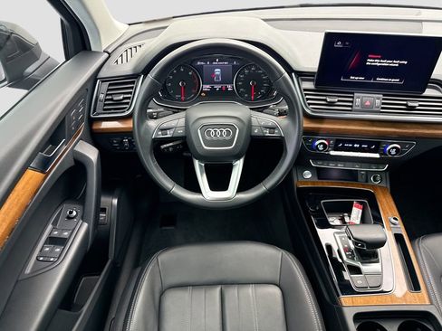Certified 2023 Audi Q5 2.0T Premium w/ Convenience Package AWD/4WD image 10