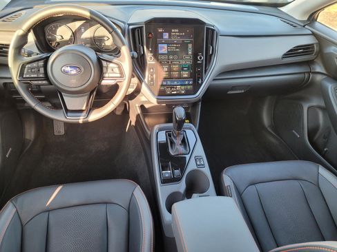 Certified 2025 Subaru Crosstrek 2.5i Limited w/ Crosstrek Mirror Package image 5