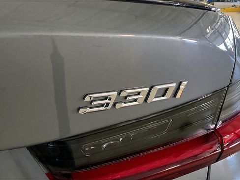 New 2026 BMW 330i Sedan w/ M Sport Package RWD image 15