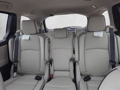 New 2026 Honda Odyssey Touring image 19