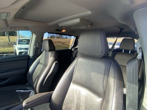 Used 2019 Honda Odyssey Touring image 5